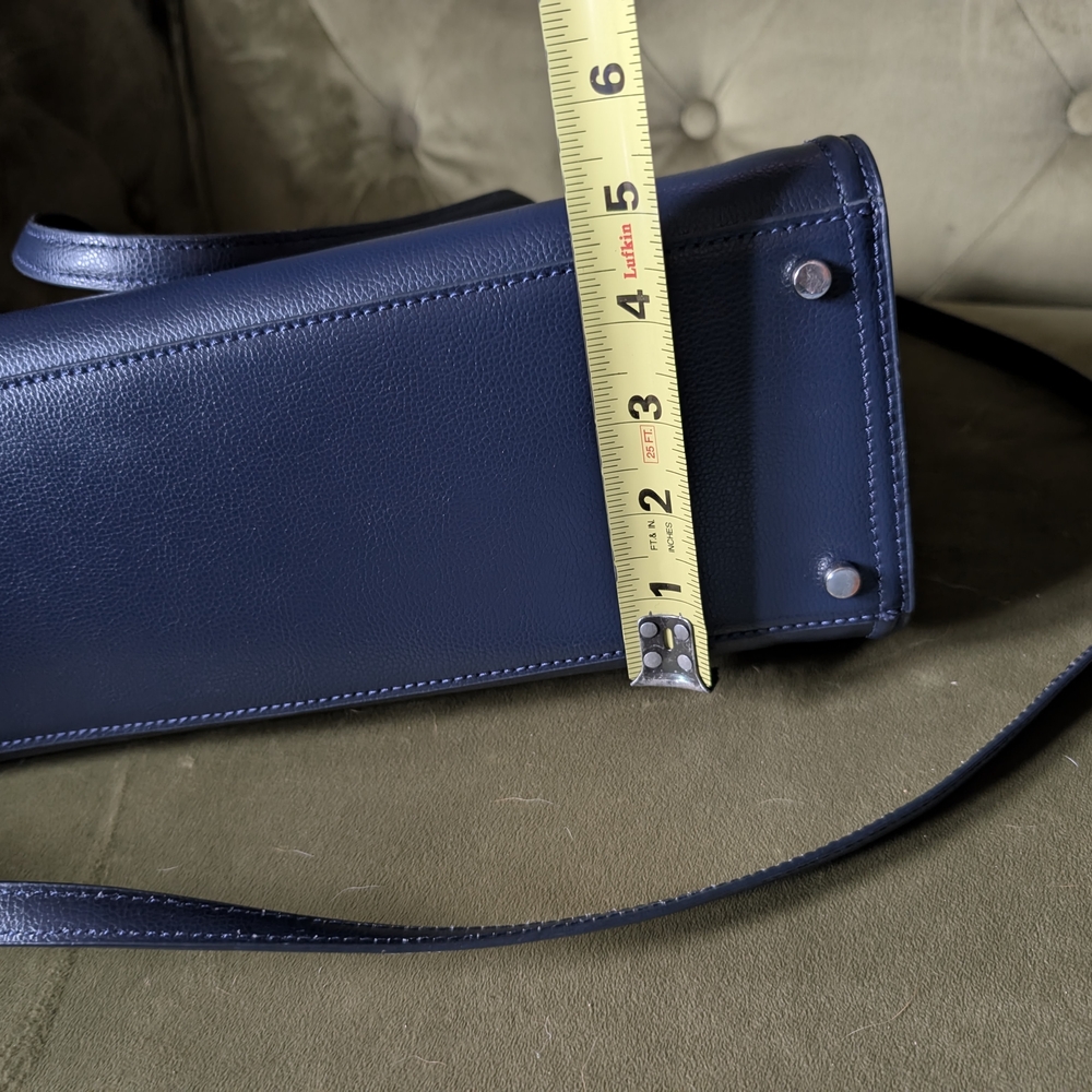 kate spade navy leather tote with removable crossbody strap - Picture 5 of 6